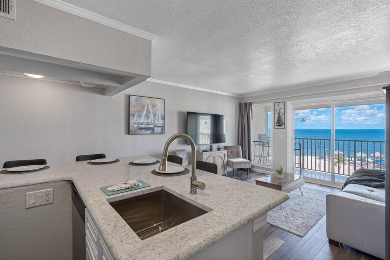 Stunning Bay Views From Your Private Balcony Tampa Exterior photo