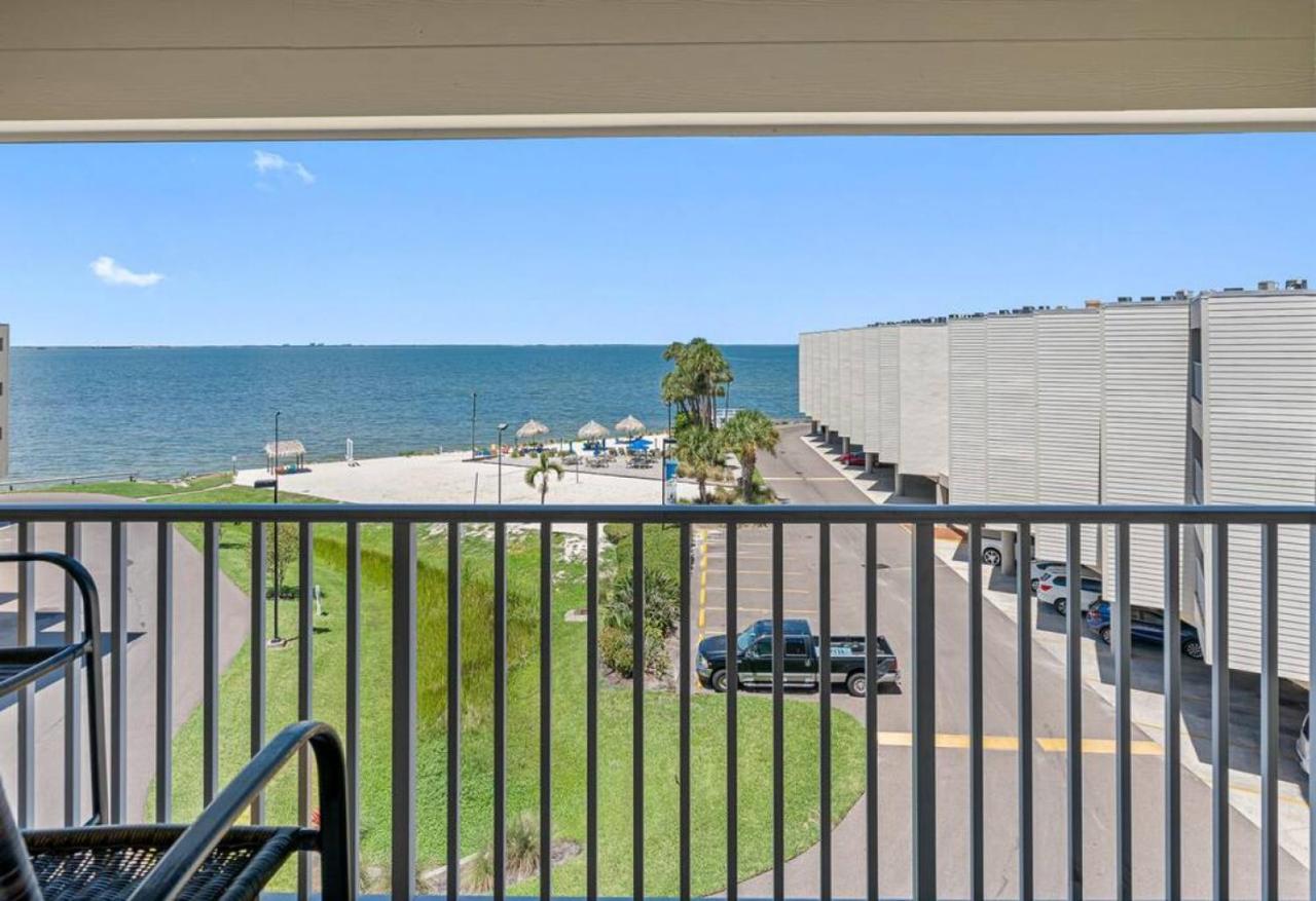 Stunning Bay Views From Your Private Balcony Tampa Exterior photo