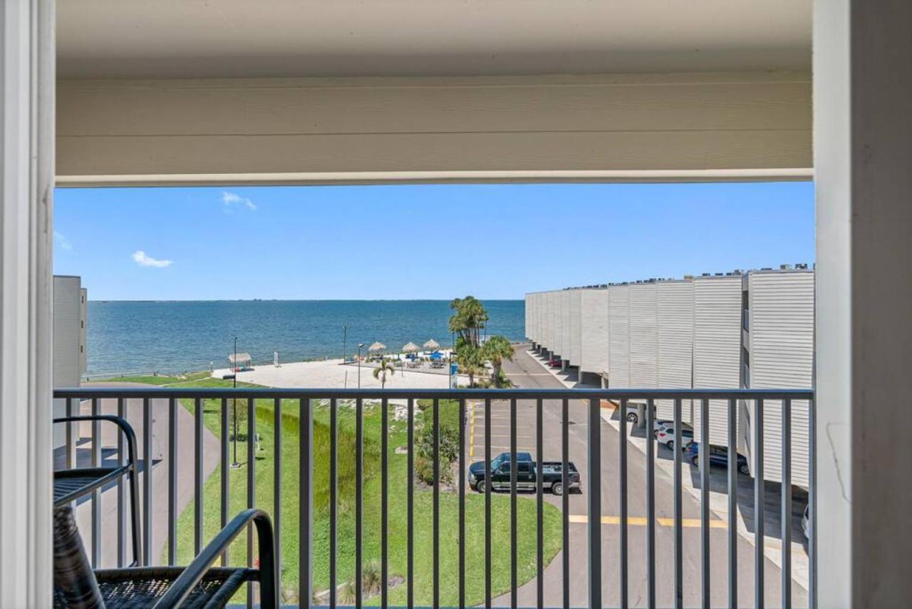 Stunning Bay Views From Your Private Balcony Tampa Exterior photo